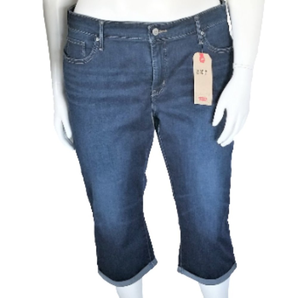 Women's Levi's Shaping Capris Mid Rise Size 24W
